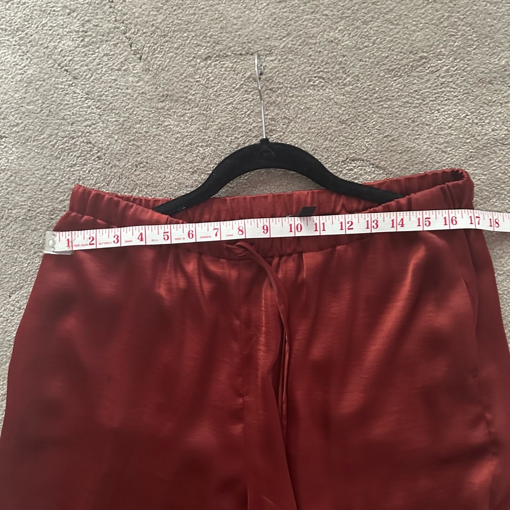 Banana Republic pull on pants - Picture 5 of 8